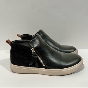 COPY - DR. SCHOLL’S  Wanderay High Top Sneaker